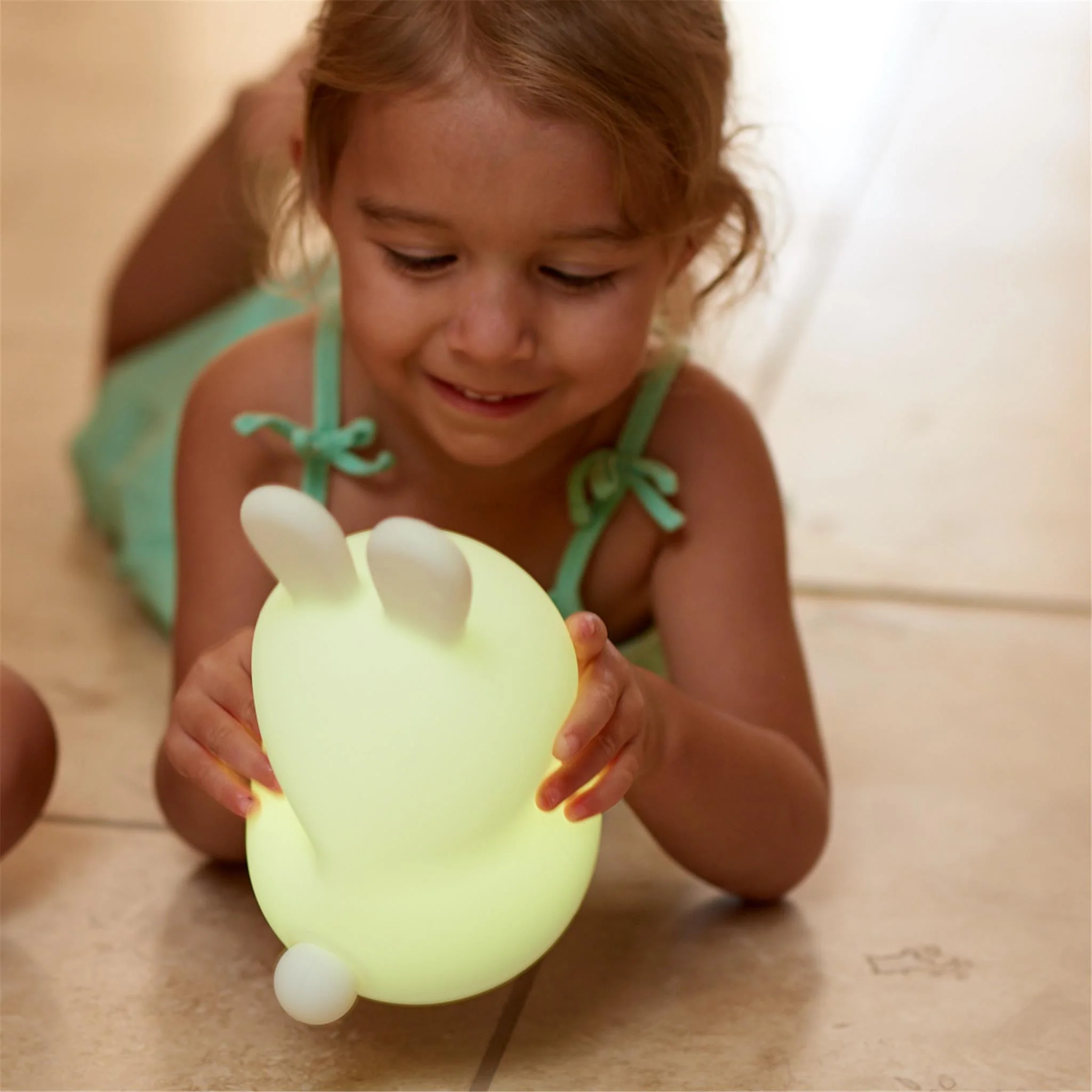 LumiPets - Bunny Nightlight with Remote - Image 3